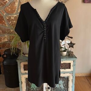 Women’s Venezia Silver Studded Short Sleeve V-neck Top Plus Size 22/24W Black